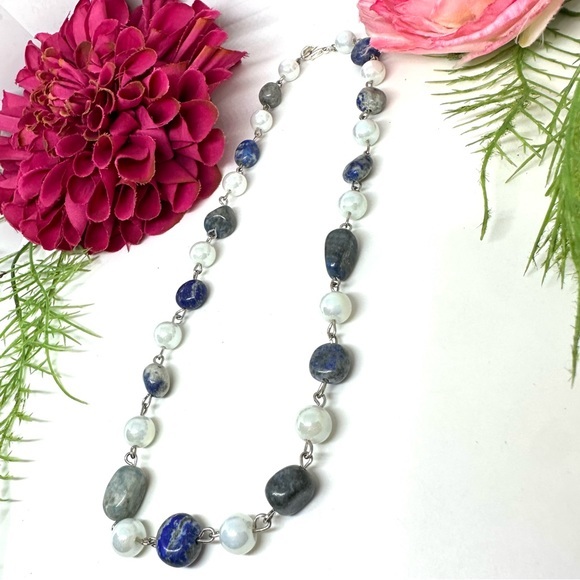 Jewelry - NEW⚜️LAPIS LAZULI & Carnival Glass Beaded Necklace